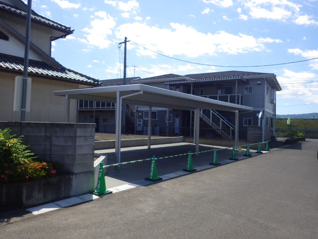 施工実例 福島市/Ｕ様邸　カーポート駐車場拡張工事｜内池工業