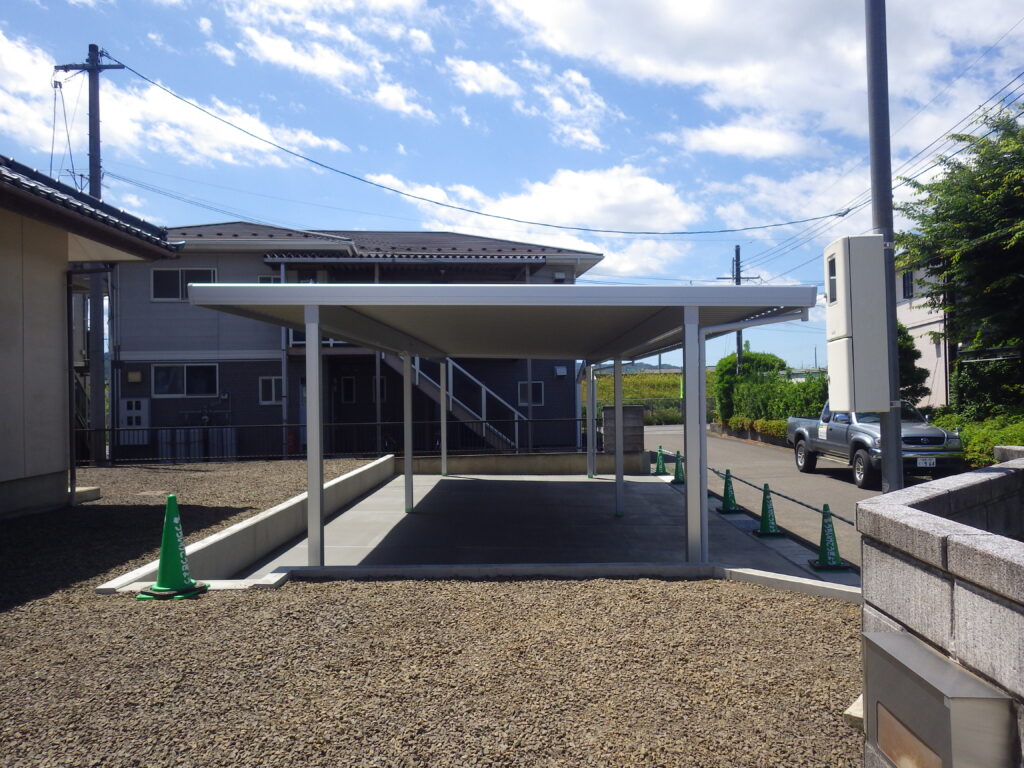 施工実例 福島市/Ｕ様邸　カーポート駐車場拡張工事｜内池工業
