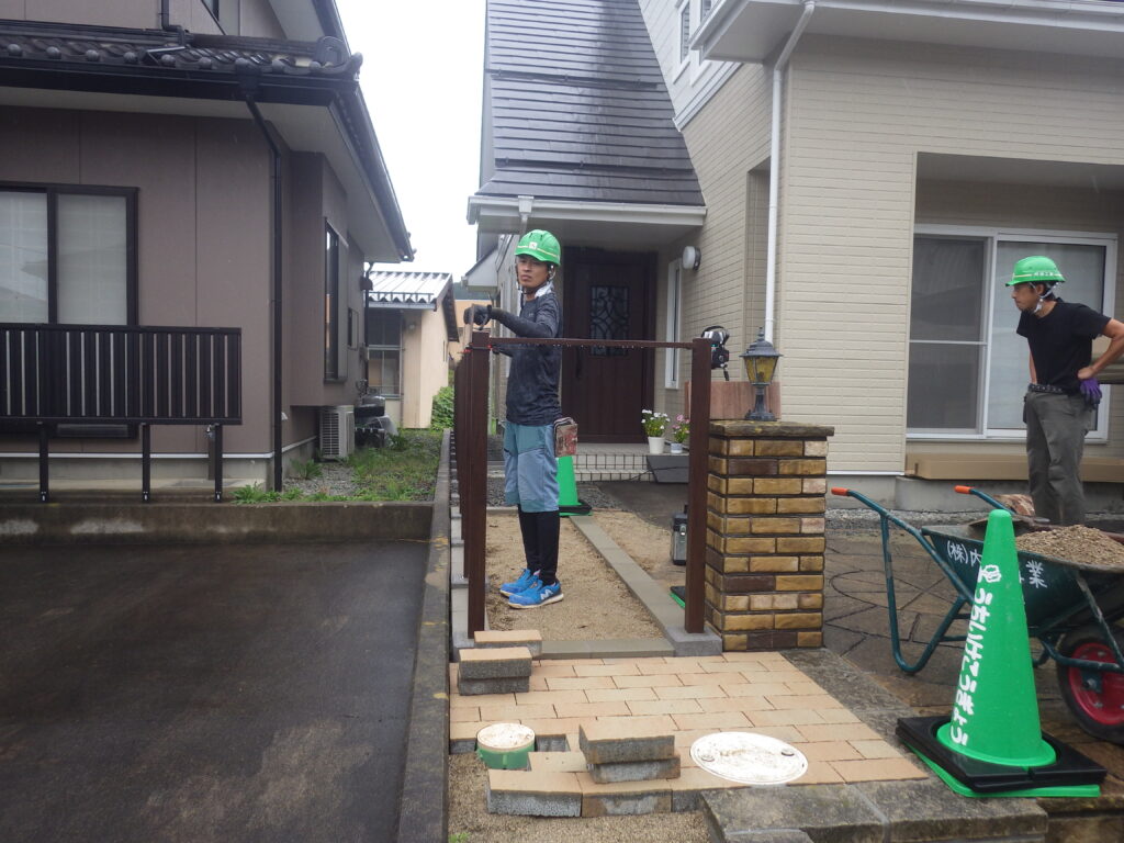 施工実例 二本松市/Ａ様邸　フェンス・花壇工事｜内池工業