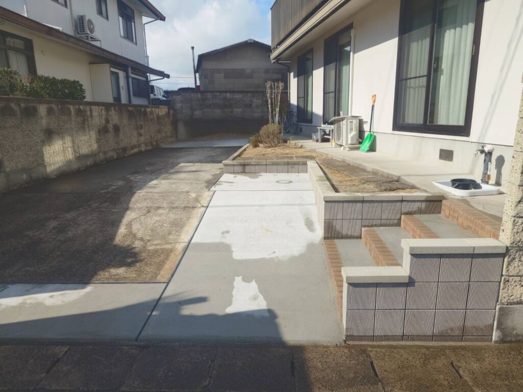 施工実例 福島市/Ｓ様邸　駐車場拡張工事｜内池工業