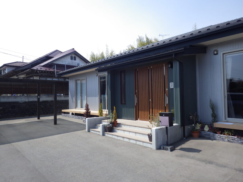 施工実例 相馬市/Ｓ様邸　西日除けテラス工事｜内池工業
