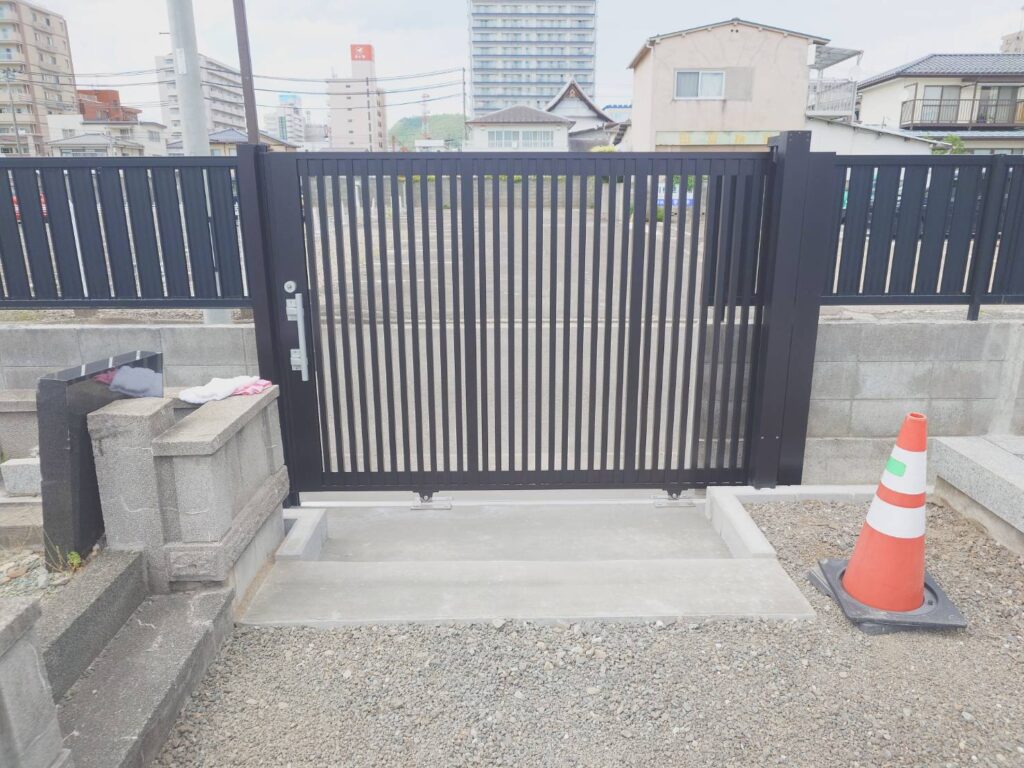 施工実例 福島市/誓願寺様邸　門扉リフォーム工事｜内池工業