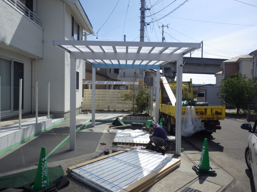 施工中の様子 施工実例 福島市/K様邸① カーポート・駐車場拡張工事|内池工業